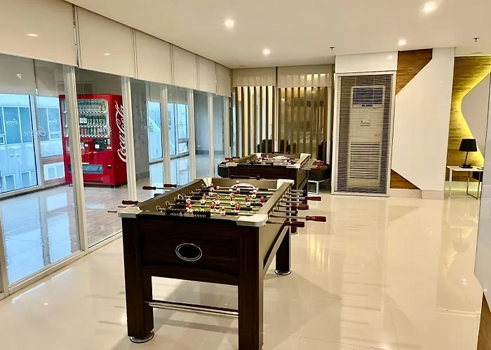 Jc Condo, Smdc Malate Taft